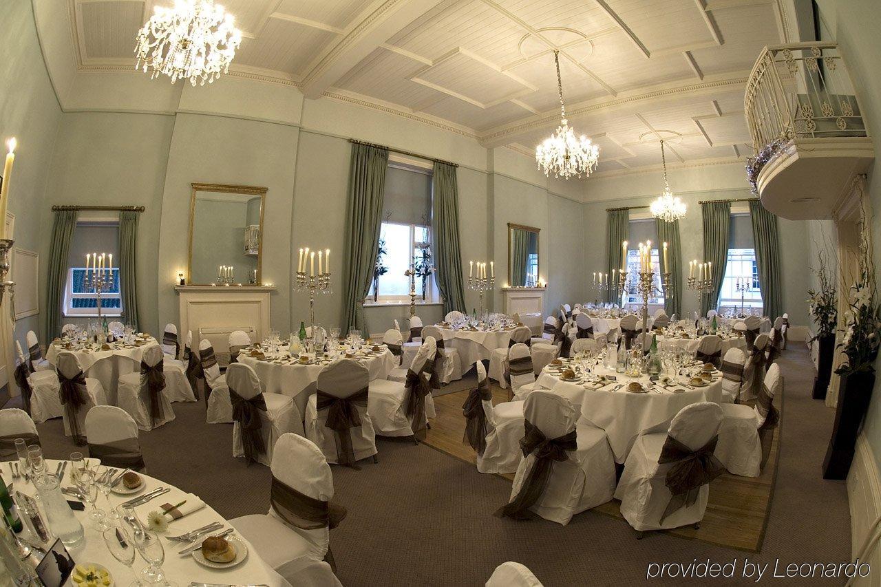 The Bell Hotel Sandwich Restaurante foto